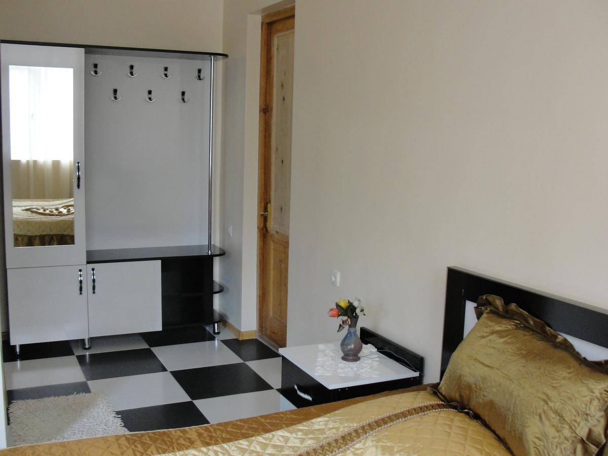 Guest House 26 Местія Екстер'єр фото
